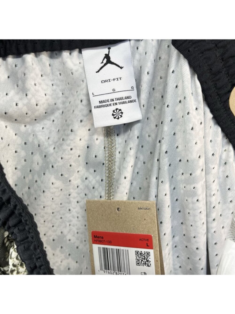 Jordan Men's DRI-FIT Diamond Mesh Basketball Shorts Snakeskin Large HF9907-133 - Picture 7 of 8